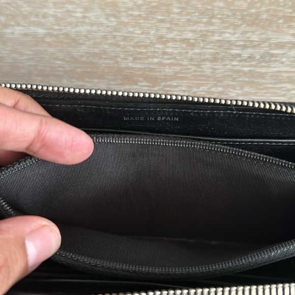 Chanel Black Quilted Patent Leather Wallet - Picture 9 of 12